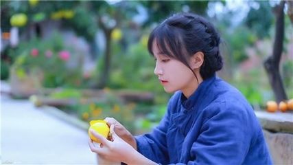 網傳李子柒螺螄粉吃出刀片?營銷號組團來黑,太沒下限了